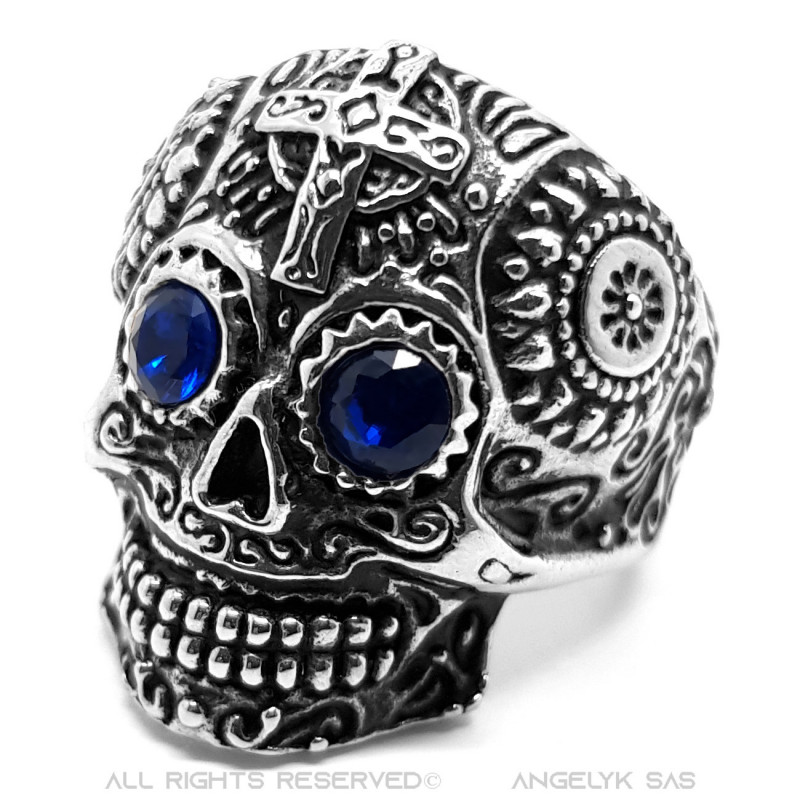 Blue Eyed deals Skull Ring